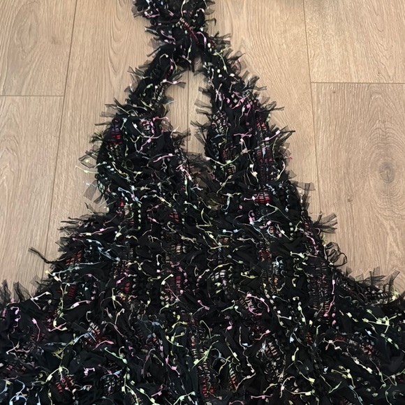 Black and Multicolor Textured Halter dress - Picture 2 of 4